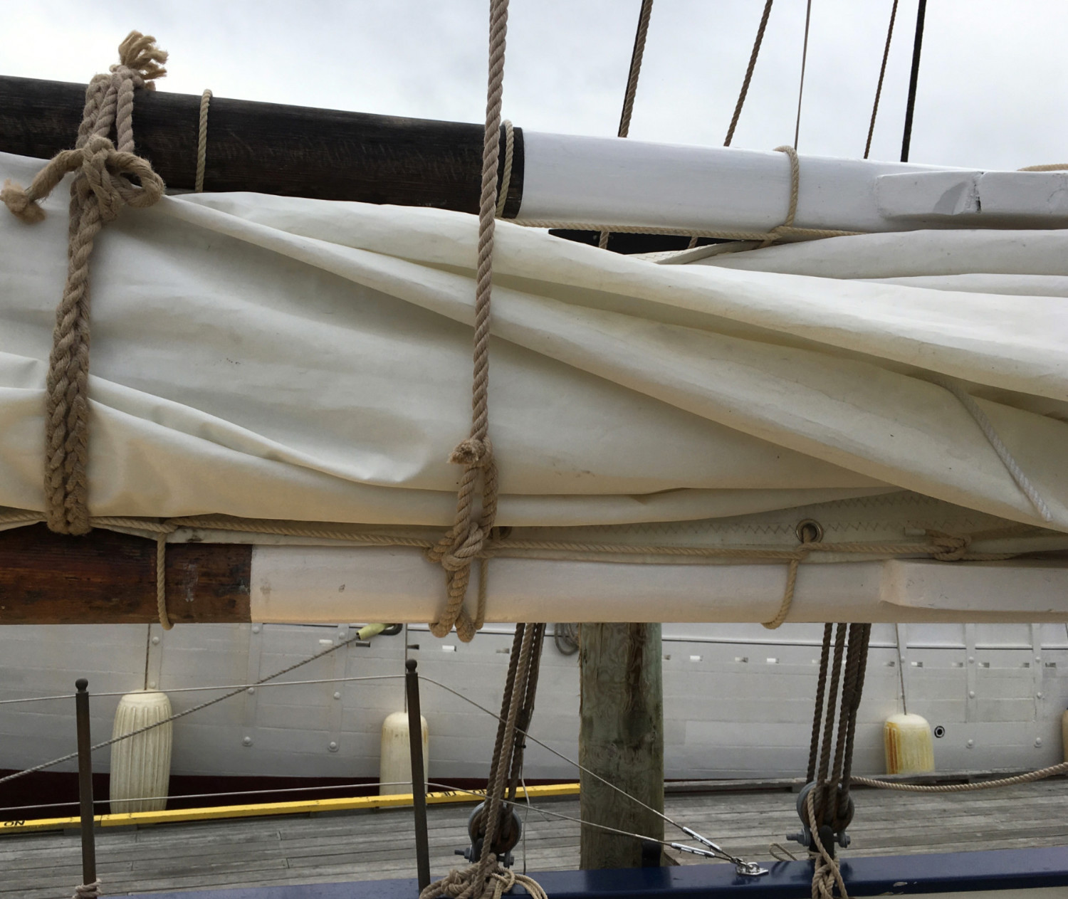 Schooner sails, masts and rope